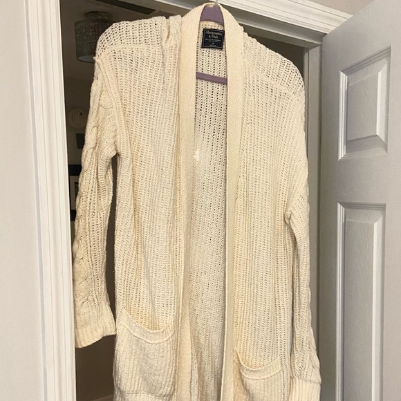 Abercrombie and Fitch Open Stitch Cable Cardigan - Picture 2 of 6